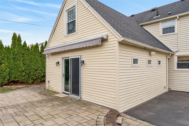 68 Covington Road, Irondequoit, NY 14617