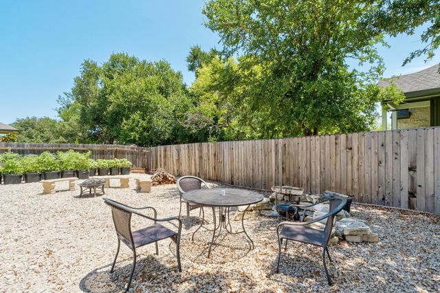 161 Serene Hollow LN, Buda, TX 78610