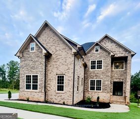 5618 Livesage Drive, South Fulton, GA 30349