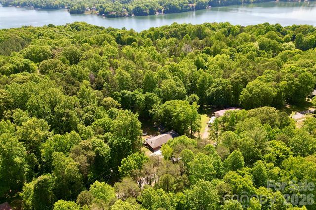125 Mimosa Road, Statesville, NC 28677