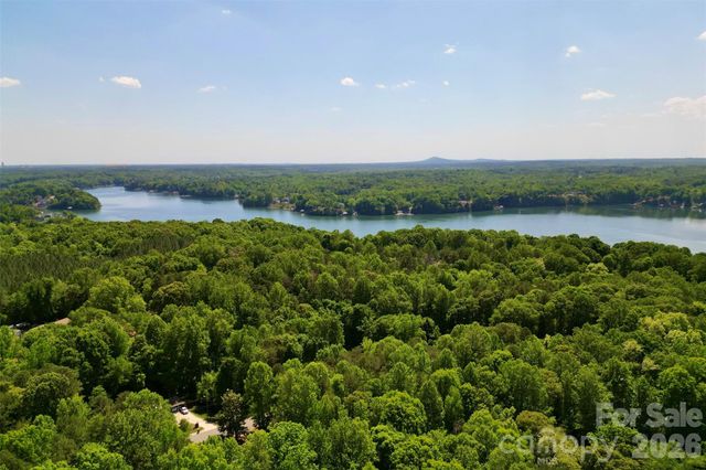 125 Mimosa Road, Statesville, NC 28677