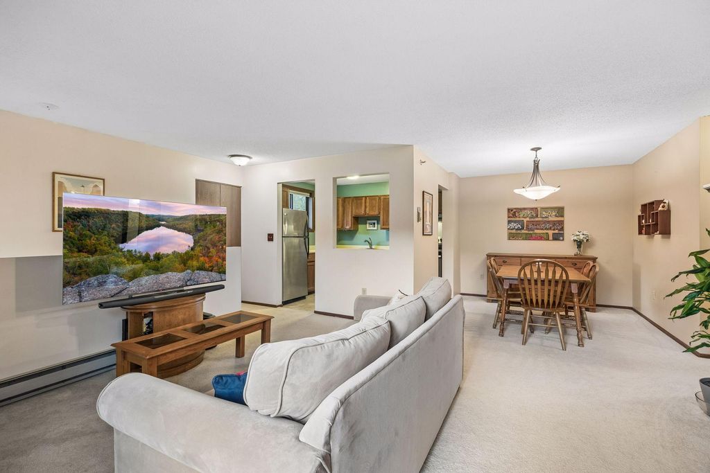 1015 Rae Drive 8, Richfield, MN 55423 — photo 2