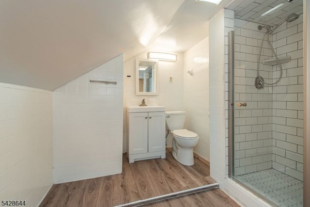 83 Westville Ave, Caldwell Boro Twp., NJ 07006