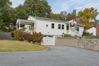 218 Myrtle St, Ashland, MA 01721