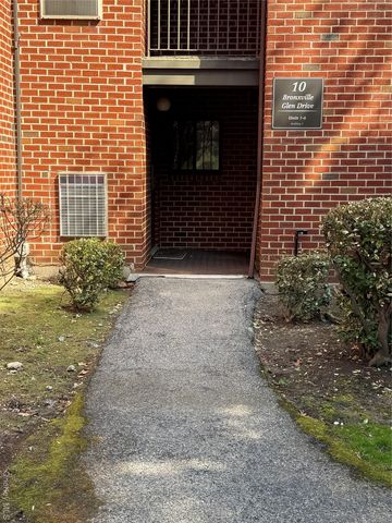 10 Bronxville Glen Drive 1, Bronxville, NY 10708