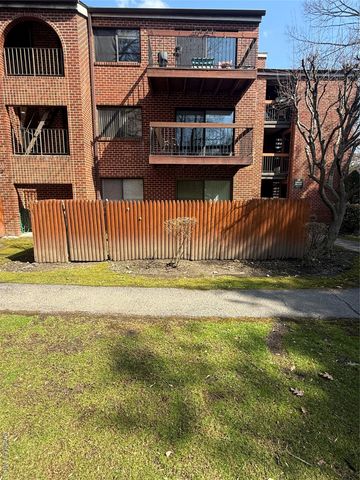 10 Bronxville Glen Drive 1, Bronxville, NY 10708