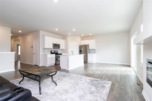 2519 NW 44th Street, Ankeny, IA 50023