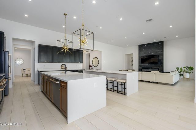 1298 E MEAD Drive, Gilbert, AZ 85298