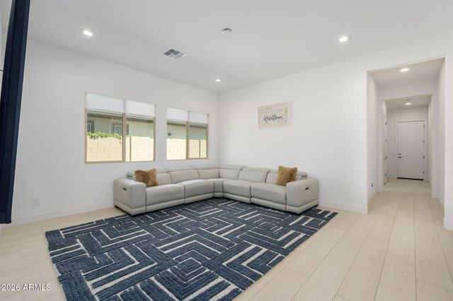 1298 E MEAD Drive, Gilbert, AZ 85298