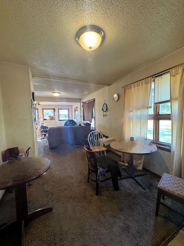 623 E Adams Avenue, Mahnomen, MN 56557