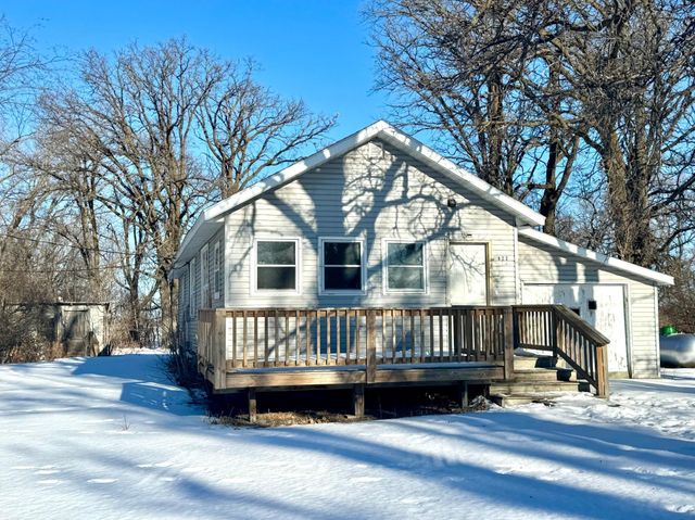 623 E Adams Avenue, Mahnomen, MN 56557
