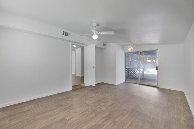 130 Westway Drive, Terrell, TX 75160