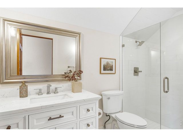 7410 N 83rd St, Niwot, CO 80503