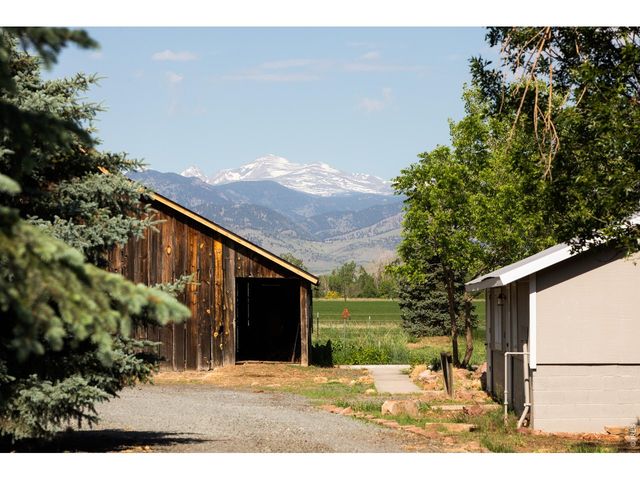 7410 N 83rd St, Niwot, CO 80503