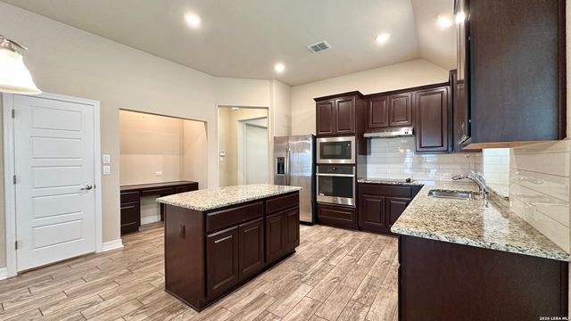 325 Cortijo, Cibolo, TX 78108