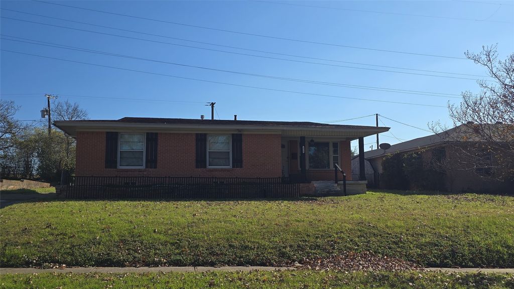 2018 Van Cleave Drive, Dallas, TX 75216