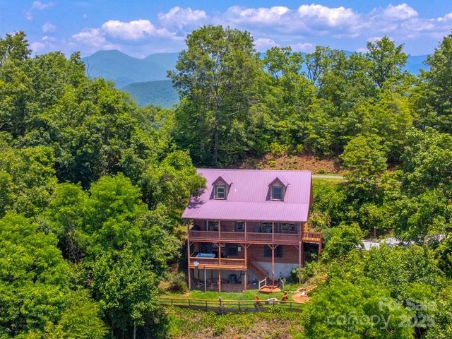561 Signal Ridge, Sylva, NC 28779