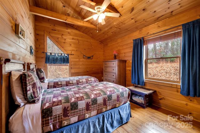 561 Signal Ridge, Sylva, NC 28779