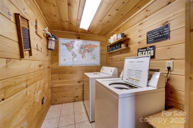 561 Signal Ridge, Sylva, NC 28779