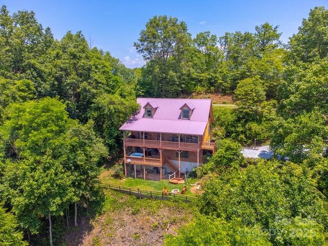 561 Signal Ridge, Sylva, NC 28779