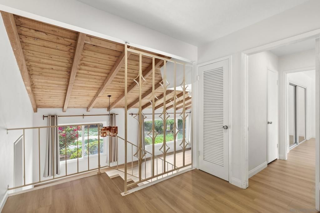 Image 10 of property listing at 13941 Sagewood Dr, Poway, CA 92064