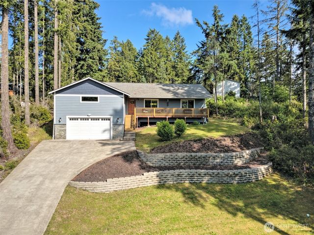 5031 E Rasor Road W, Belfair, WA 98528