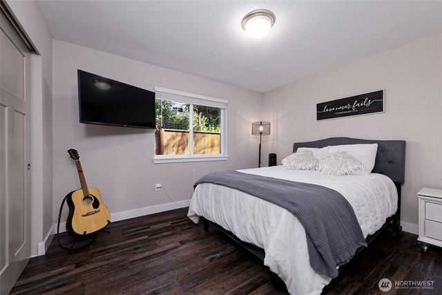 5031 E Rasor Road W, Belfair, WA 98528
