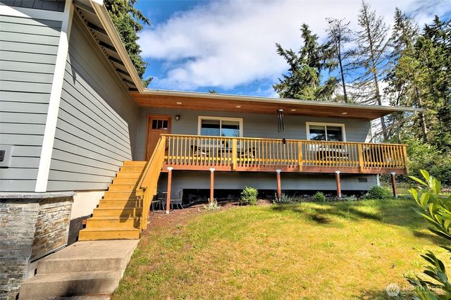 5031 E Rasor Road W, Belfair, WA 98528