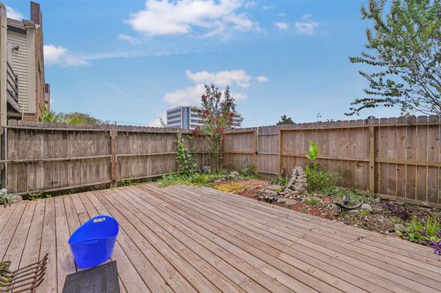 2336 Fairwind Road, Houston, TX 77062
