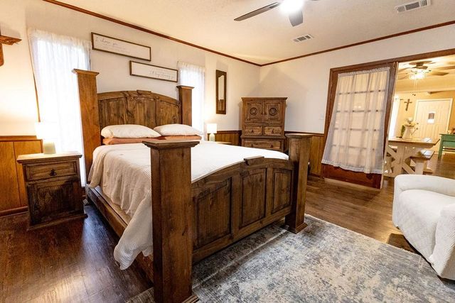 240 Devin St., Jefferson, TX 75657