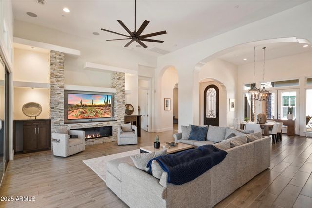 17413 E HIDDEN GREEN Court, Rio Verde, AZ 85263