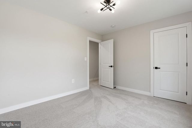 501 HORNERS LN, Rockville, MD 20850