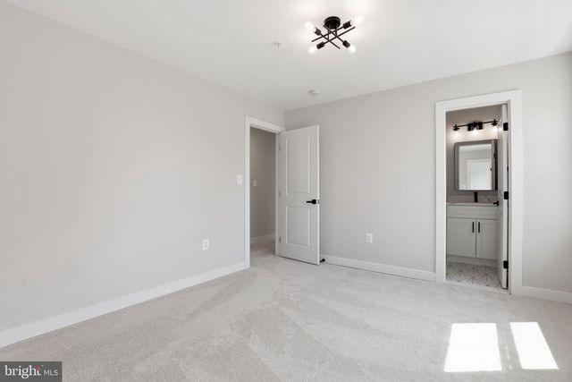 501 HORNERS LN, Rockville, MD 20850