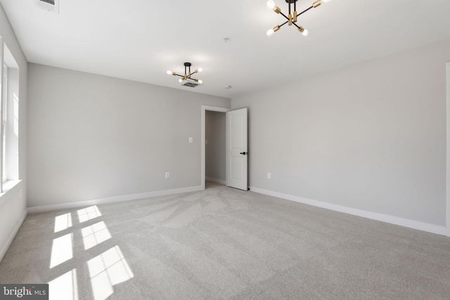 501 HORNERS LN, Rockville, MD 20850