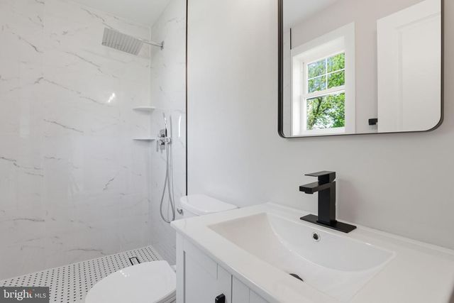 501 HORNERS LN, Rockville, MD 20850