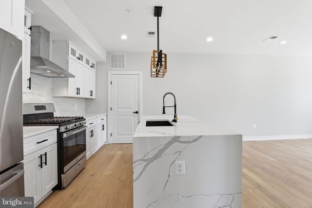 501 HORNERS LN, Rockville, MD 20850