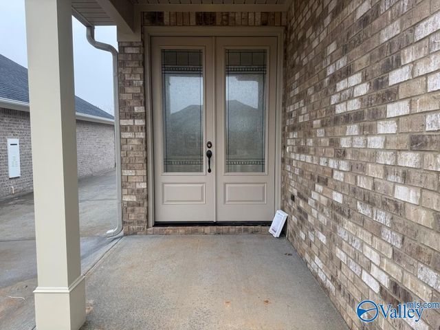 26433 Old Town Drive, Athens, AL 35613