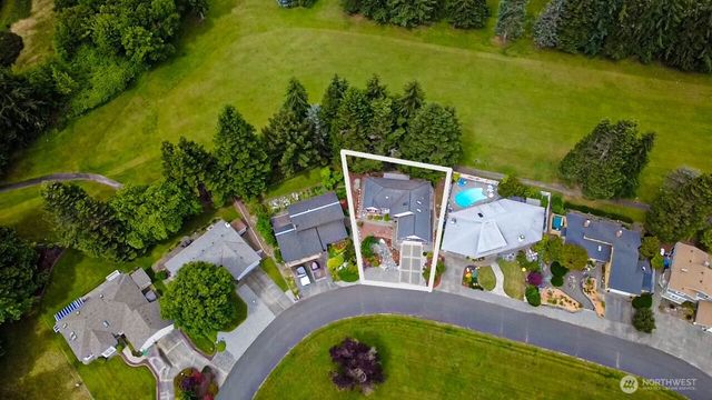226 Hurricane Ridge Drive, Sequim, WA 98382