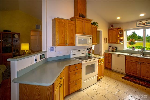 226 Hurricane Ridge Drive, Sequim, WA 98382