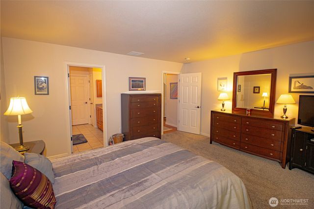226 Hurricane Ridge Drive, Sequim, WA 98382