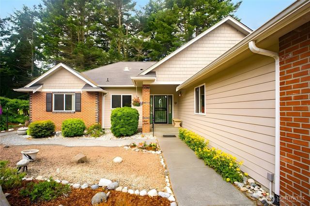 226 Hurricane Ridge Drive, Sequim, WA 98382