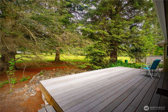 226 Hurricane Ridge Drive, Sequim, WA 98382