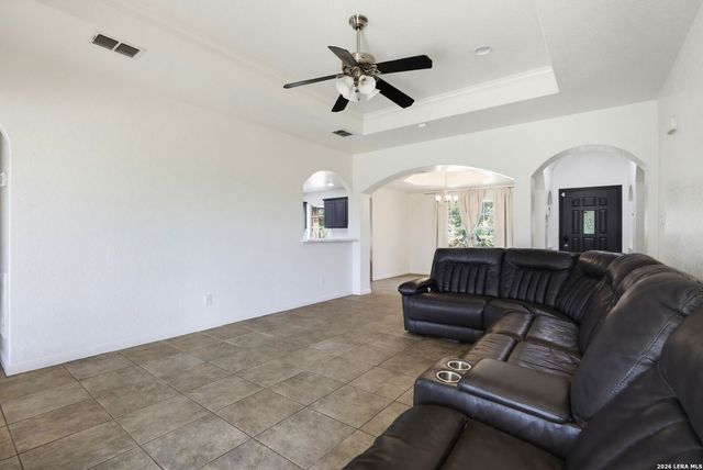 1860 County Road 6710, Lytle, TX 78052