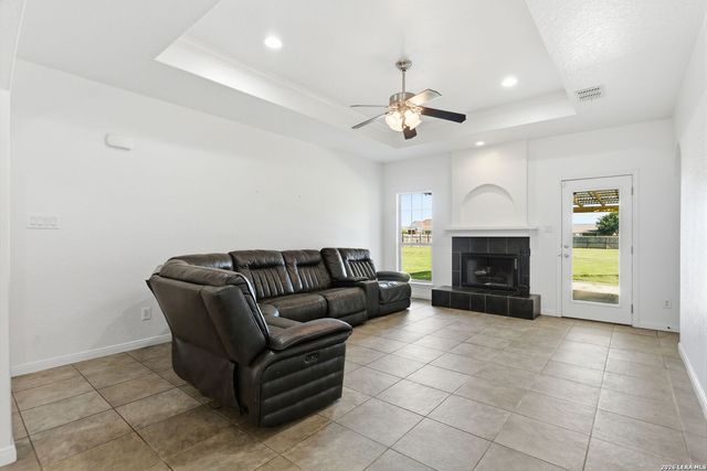 1860 County Road 6710, Lytle, TX 78052