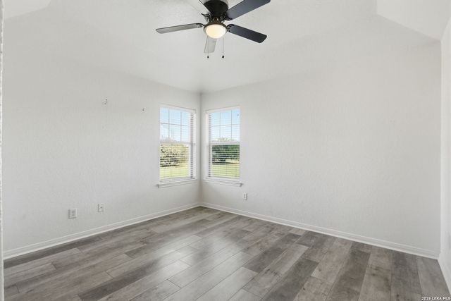 1860 County Road 6710, Lytle, TX 78052