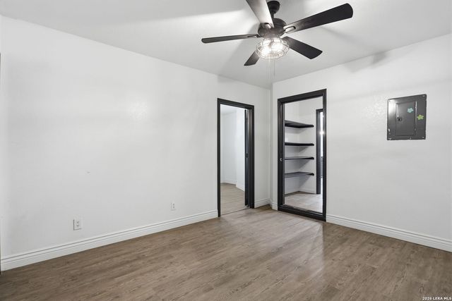 1860 County Road 6710, Lytle, TX 78052
