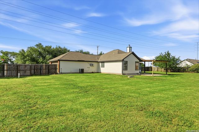 1860 County Road 6710, Lytle, TX 78052