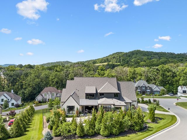 1598 Eastwood Dr, Brentwood, TN 37027