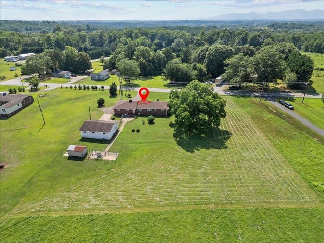 2160 Compton Bridge Road, Inman, SC 29349