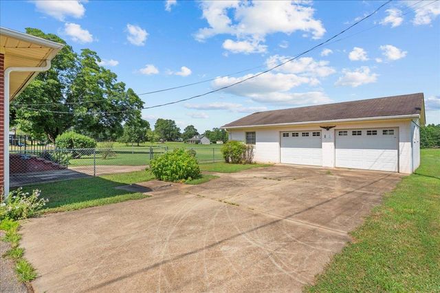 2160 Compton Bridge Road, Inman, SC 29349